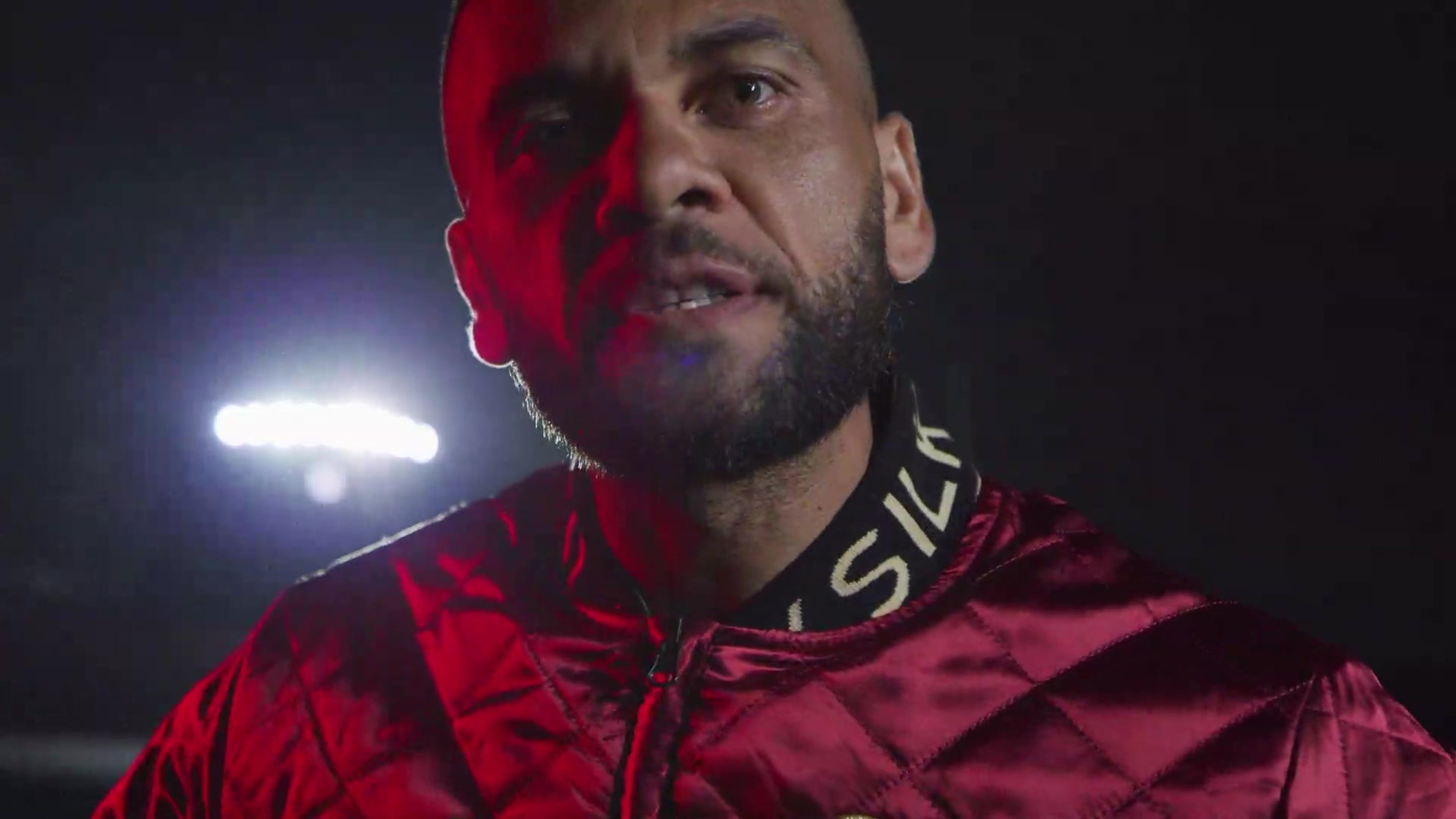 SikSilk X Dani Alves